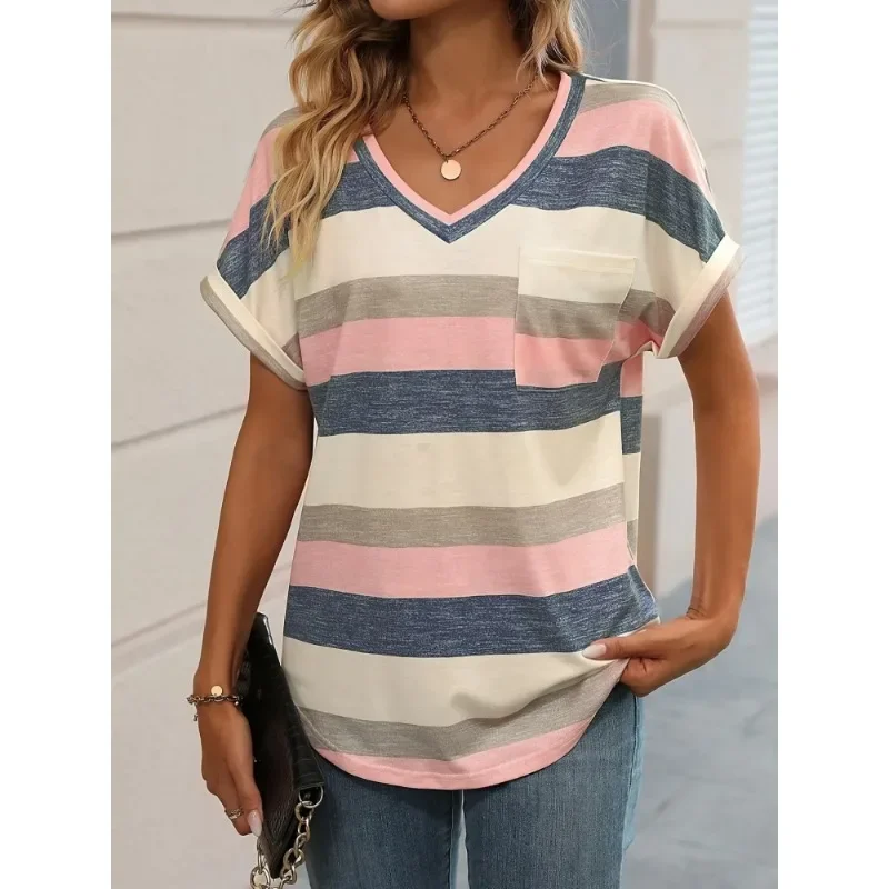 Casual striped V-neck short-sleeve top worn with jeans.